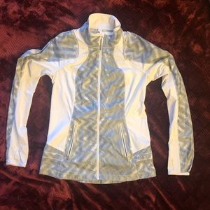 Lightweight Lululemon reflective windbreaker